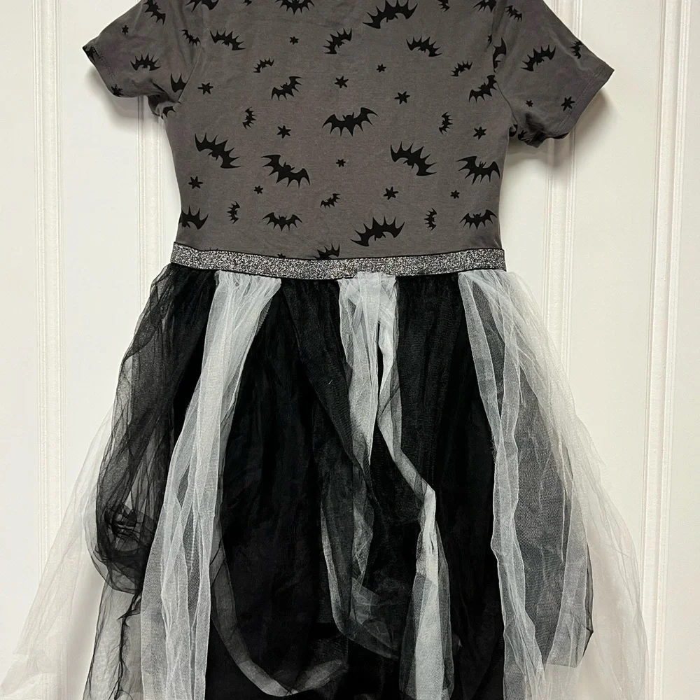 Nightmare before‎ Christmas Dress - Black and White Disney 10/12